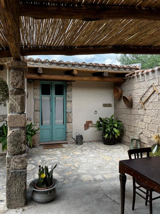 Graziosa Stanza Campidanese Su Terzu Casa rural *